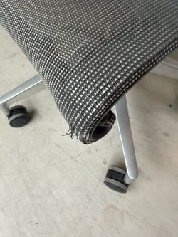Humanscale Liberty Ergonomic Mesh Office Chair – Designer Task Chair – $100 OBO