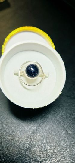 .925 mexican silver ring ,black stone ,size 8"