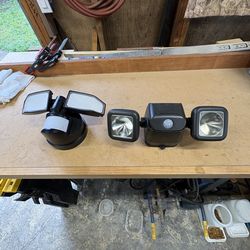 Battery powered exterior lighting