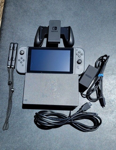 Nintendo Switch Console Version 2 Gray/Gray Joy Con Complete Set See Photos Description