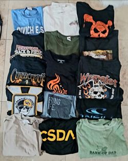 15 Mens Graphic Tees L/XL
