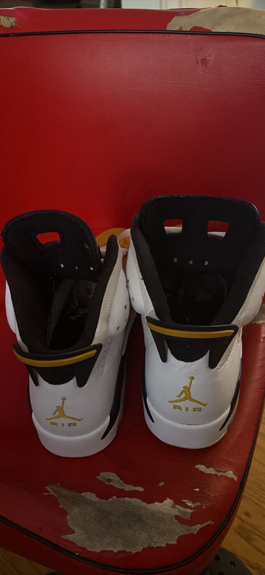 Jordan 6 Yellow Ochre