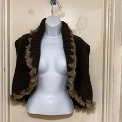 FAUX fur vest women’s small CACHE