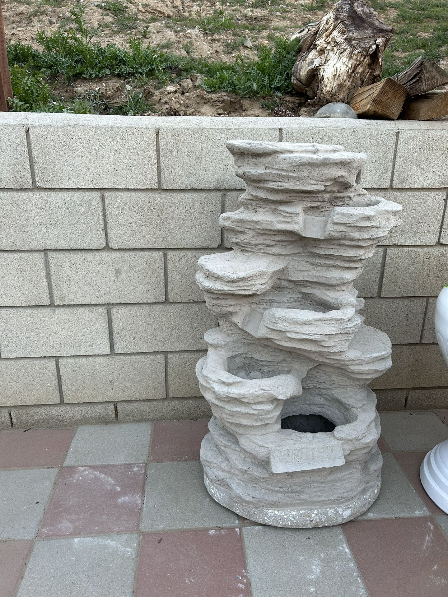 New Water Fountain Made Out Of Cement Perfect Gift