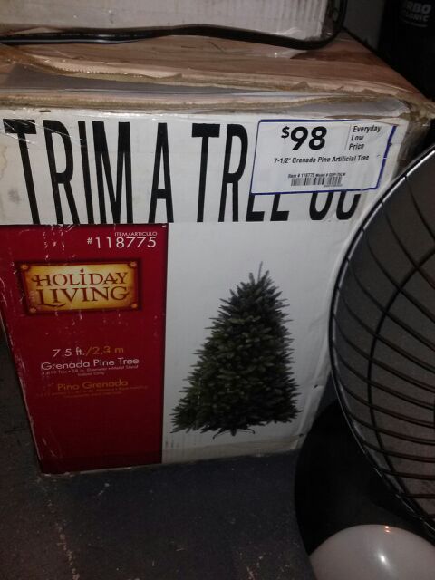 Holiday Living 7.5 ft Christmas Tree