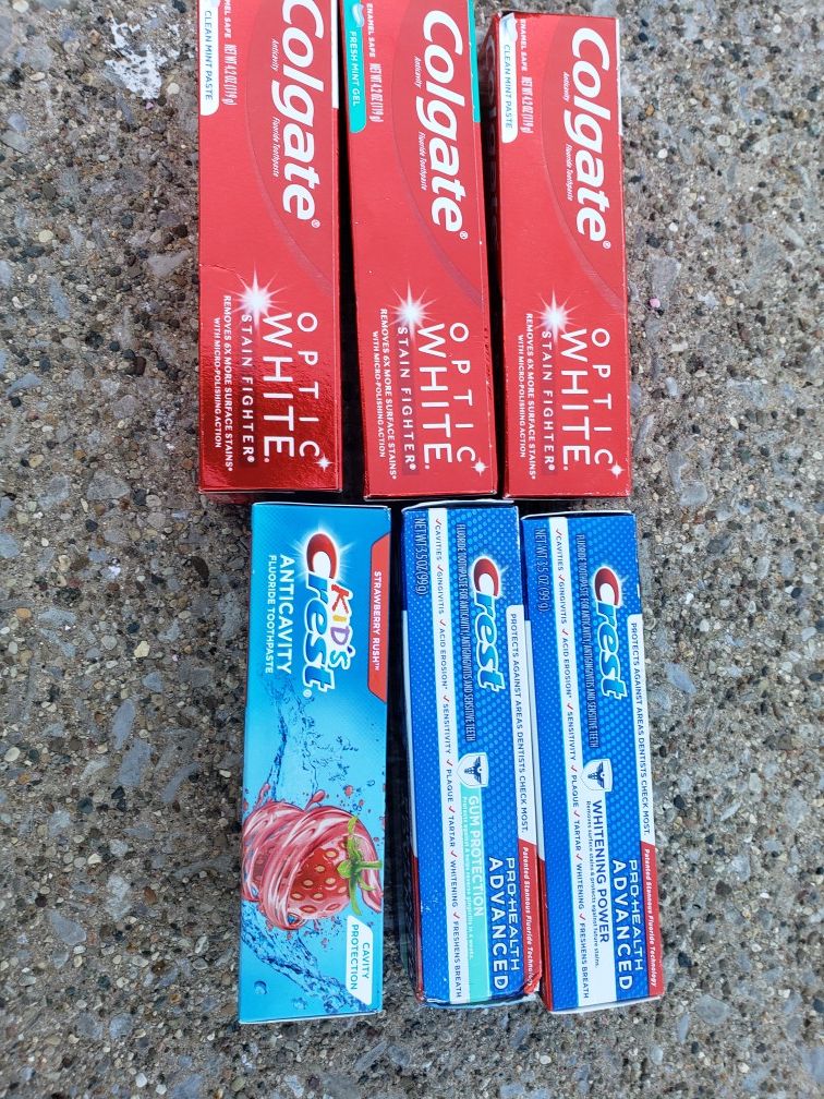 Toothpaste bundle
