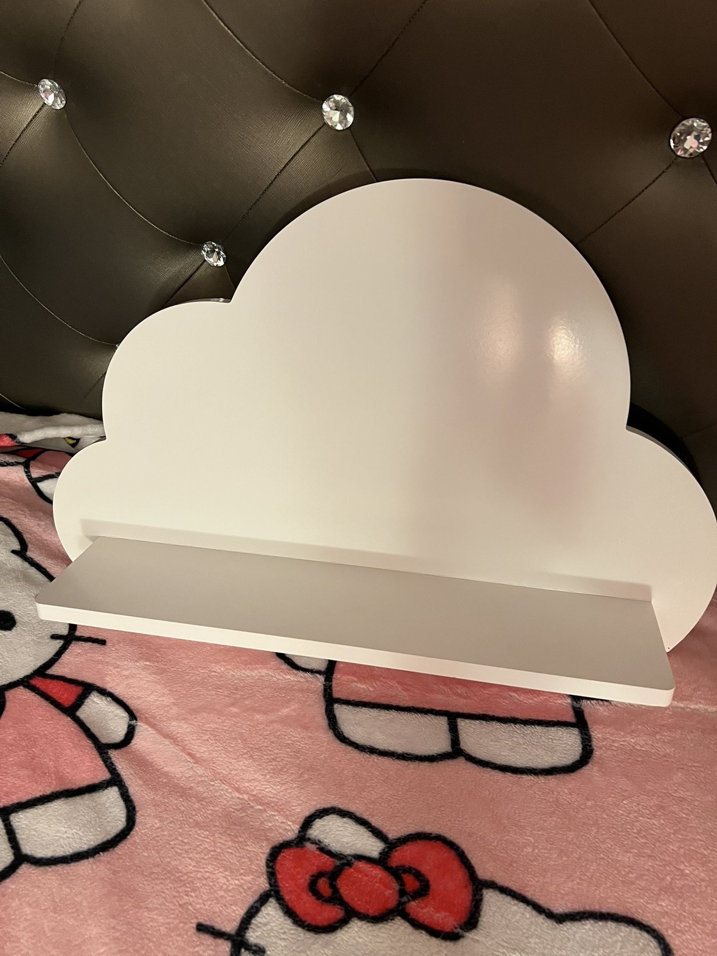 Cloud Shelf