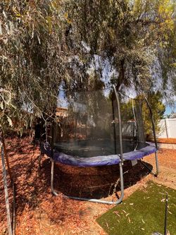 15 foot square trampoline