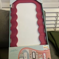 Wavy Magnetic Dry Erase Board – New