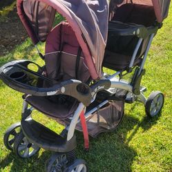 Babytrends Sit n Stand double Stroller!