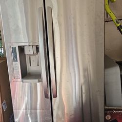 LG Stainless Steal Fridge 