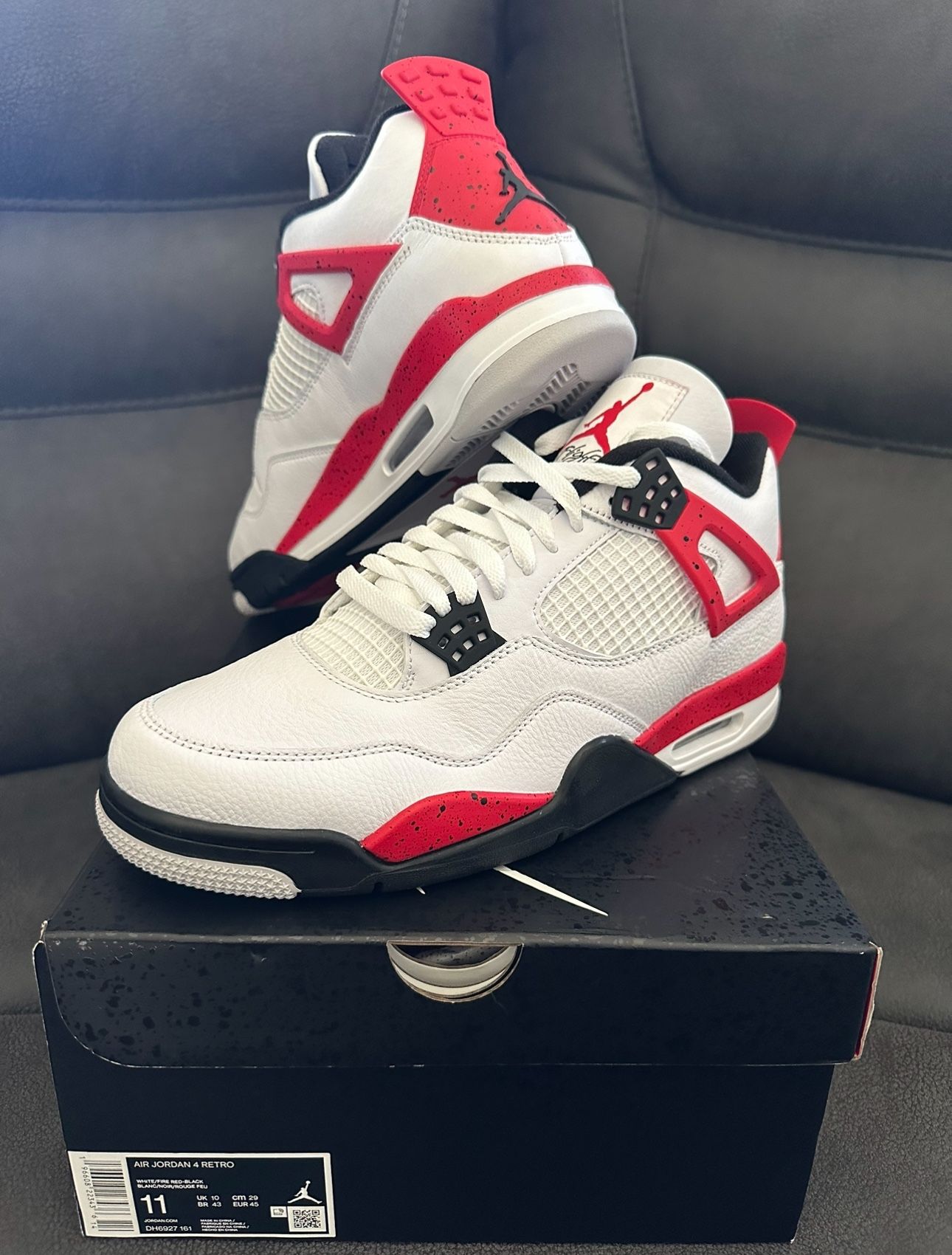 Air Jordan 4 Retro