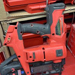Milwaukee M 18 Cordless 16 Gauge Straight Finish Nailer Tool Only