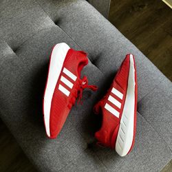 Adidas Swift Run 10M