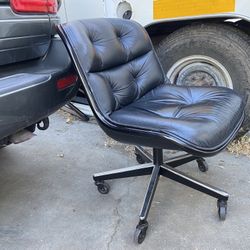 Knoll Charles Pollock Executive Desk Chair