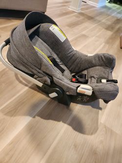 Stokke PIPA by Nuna Car seat and Base (extra padding included) for Sale in  Sleepy Hollow, NY - OfferUp