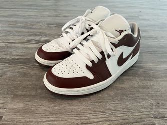 Nike Jordan 1 shoes womens