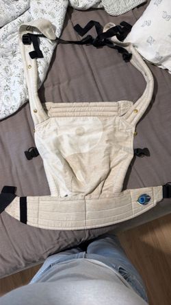 Artipoppe Baby Carrier