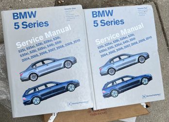 BMW 5-series Bentley Service Hard Cover Manuals Vol 1 & 2 (E60, E61) 2004 - 2010