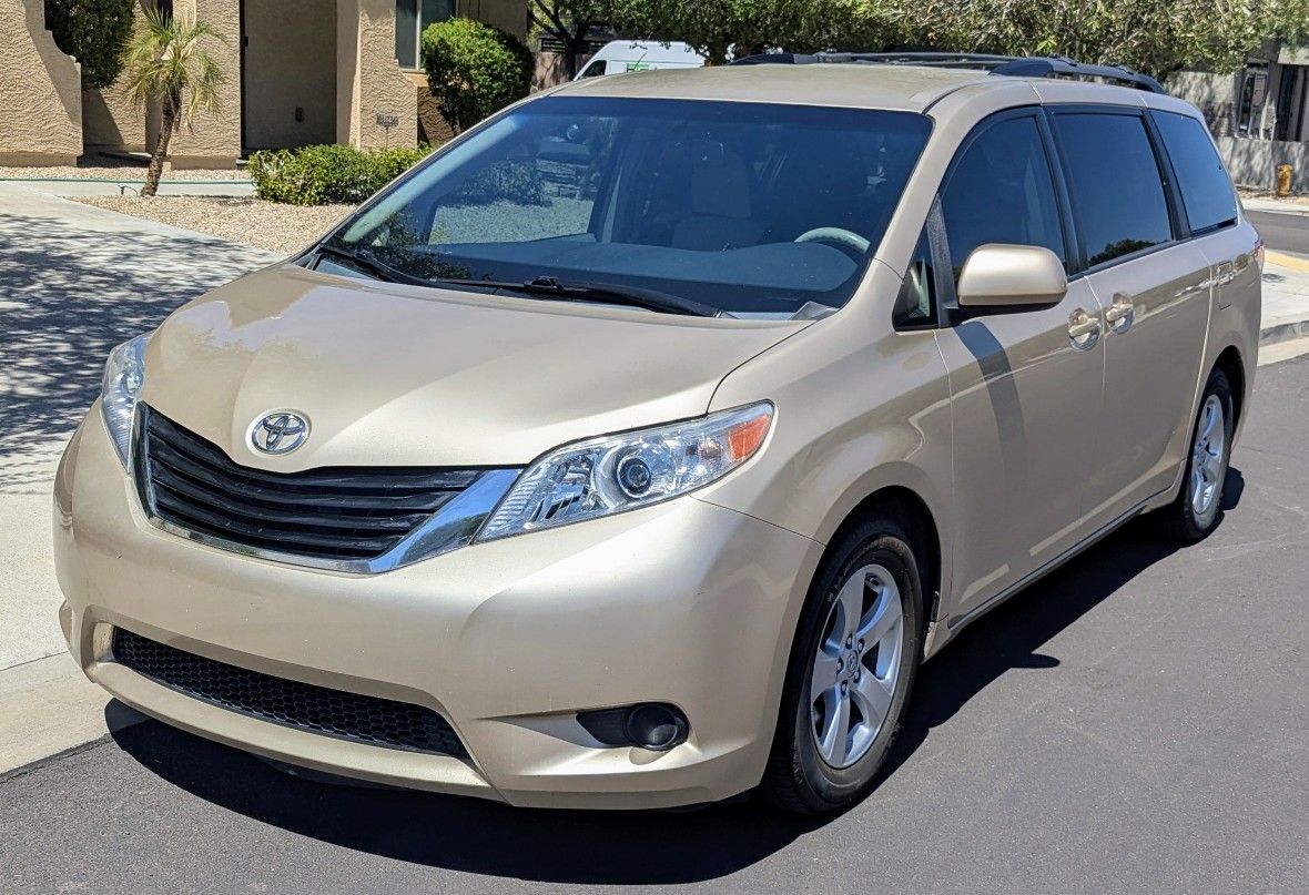 2014 Toyota Sienna
