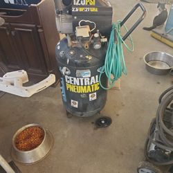 Air Compressor125 Maximum PSI 