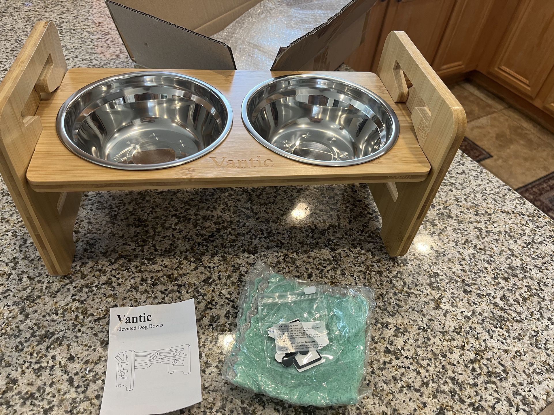 Wood Raised Dog Bowl