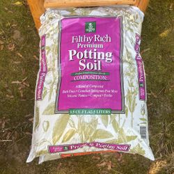 Premium Potting Soil Composition 1.5 https://offerup.com/redirect/?o=Q1UuRlIvNDIuNQ== Liters