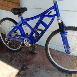 Power Electric Bike .. Needs Batt  Etc