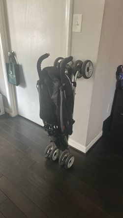 Stroller (  for kids ages 1-4 )