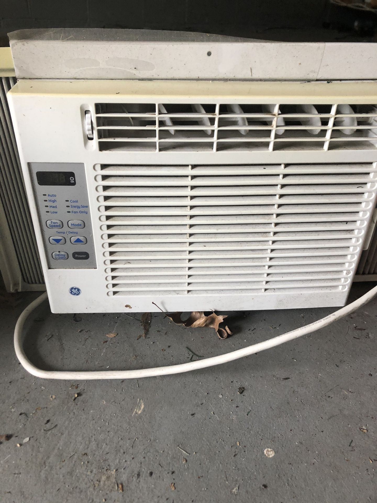 Window air conditioner is in good condition and will make any room cold. This is a must have especially with the hot months ahead