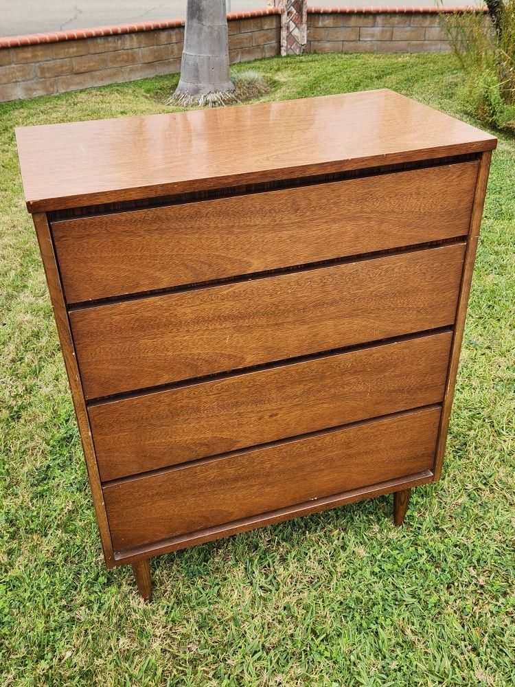 Bassett Mid Century Modern Dresser 4 Drawers Highboy