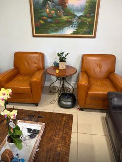 Beautiful leader loveseat
