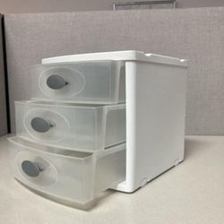 Sterilite white plastic drawer/ 3 clear drawers/ grey handles