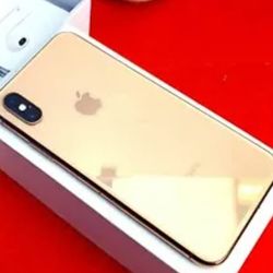 Unlocked iPhone XS Max 64Gb Excellent condition