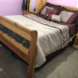 Oak Queen Size Bedroom Set