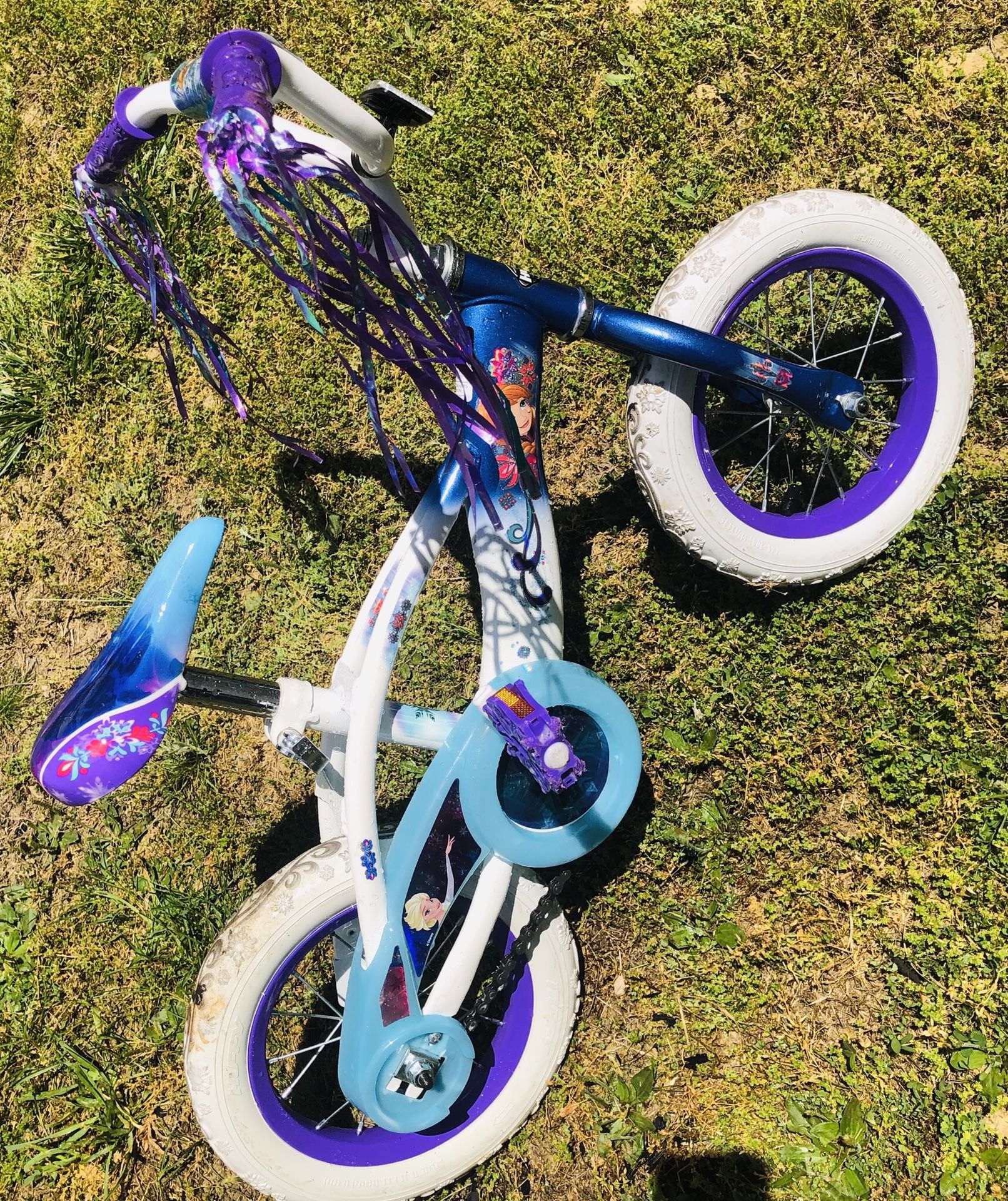 Disney Frozen 12" Girls Bike by Huffy