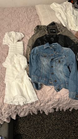 Mix of Size Small Women’s Clothes