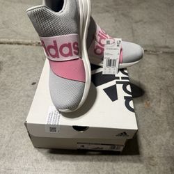 Adidas kids Size 4 New Grey And Pink 