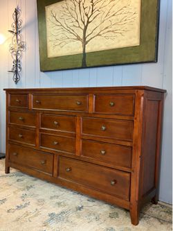 Solid Wood 10-Drawer Dresser / Long Chest of Drawers – Cherry Finish