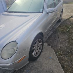 2004 Mercedes-Benz E-Class