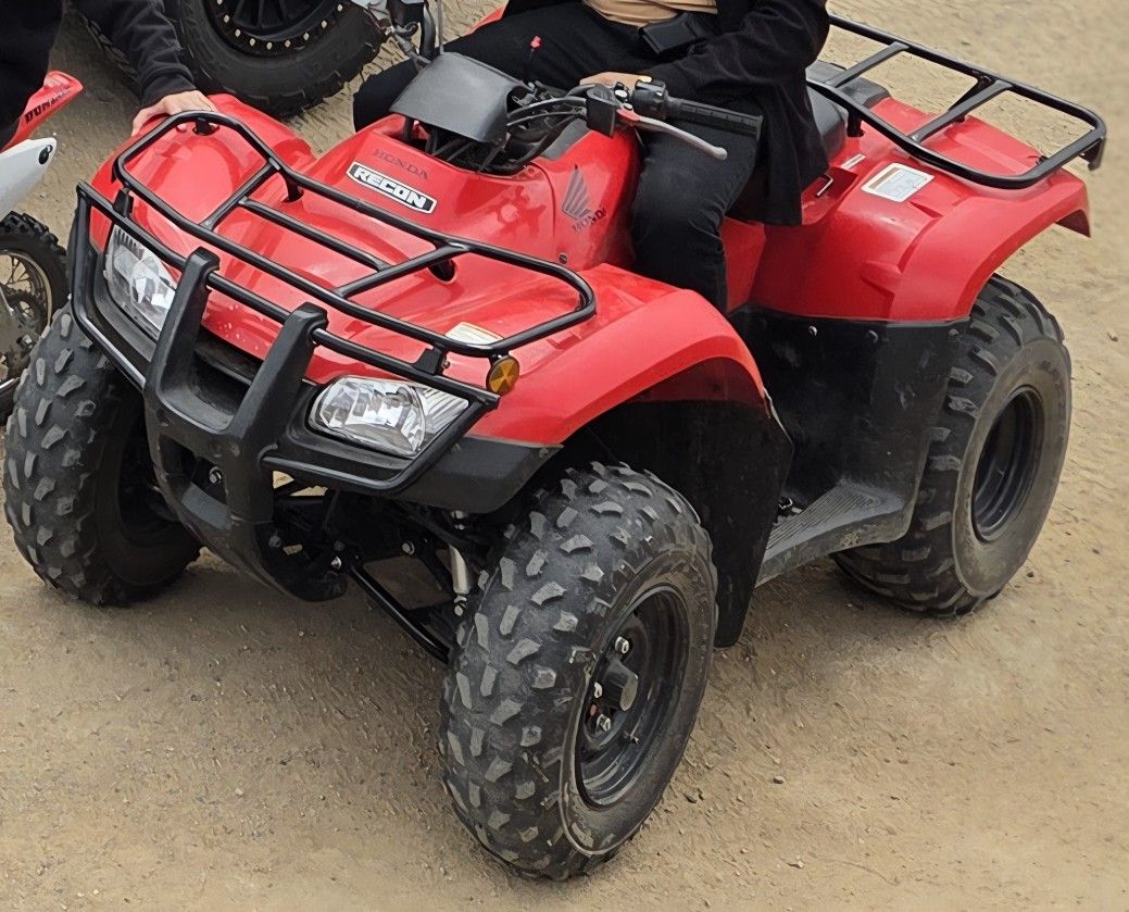2020 Honda recon Recon