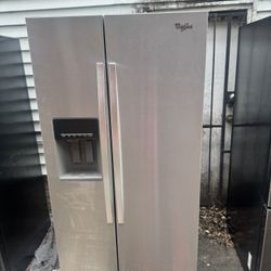 Whirlpool Counter Depth Refrigerator 