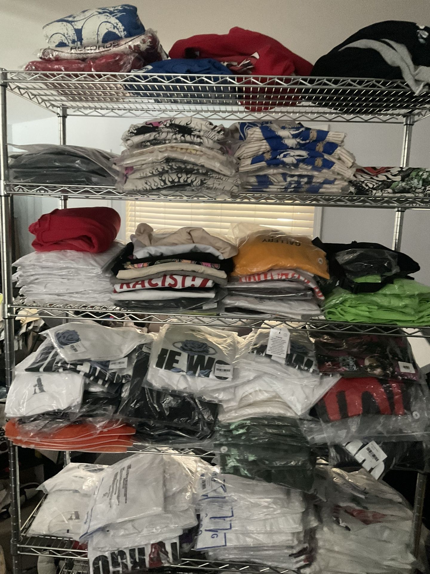 Galleria Dept, Hellstar, Vilone, Supreme