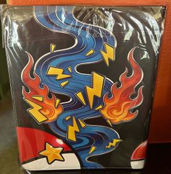 New Pokemon Zippered Card Binder  9 card slot