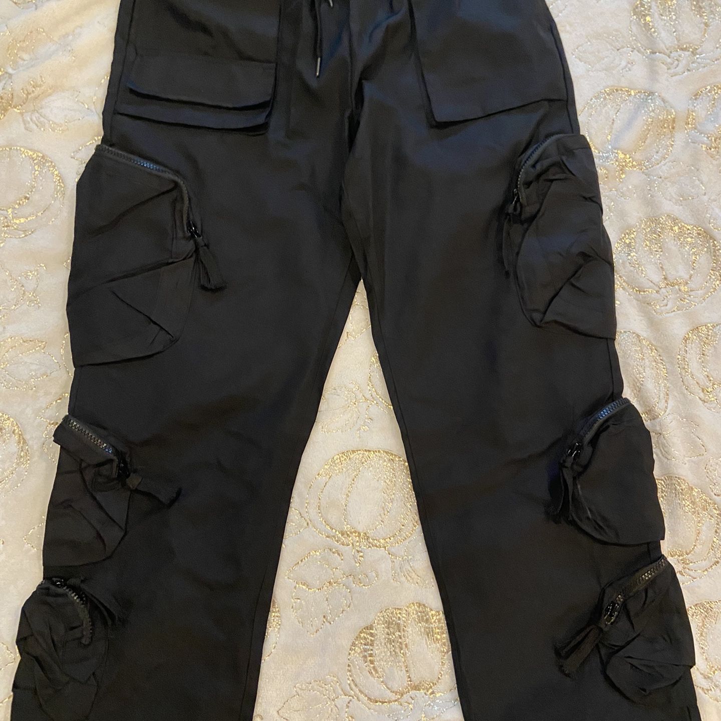 Whoisjacov 6 Pocket Cargo Pants for Sale in Del Rey, CA