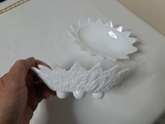 Vintage Nilk Glasd Westmoreland Bramble Maple Leaf Oval Dish