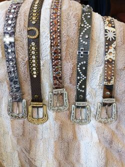Gorgeous Blingy Belts. Great For Dressing Up A Pair Of Riding Britches Or A Pair Of Jeans