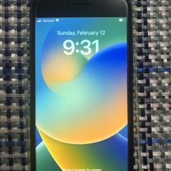 Apple iPhone 8 64GB Unlocked For Any Carrier Like New!