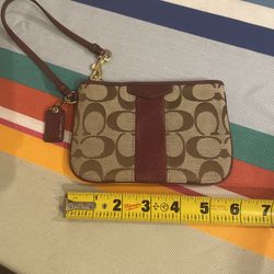 COACH WRISTLET Signature C Plum Jacquard C Clutch Wallet Wristlet Monogram NWOT