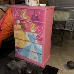 Princess Dresser 
